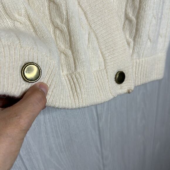 SK and Company Cream Lambs wool and rabbit hair knit sweater vest size large - Picture 3 of 4
